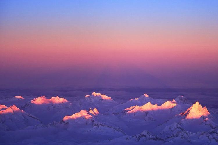 Alpenglow alpenglow Atmospheric Phenomena