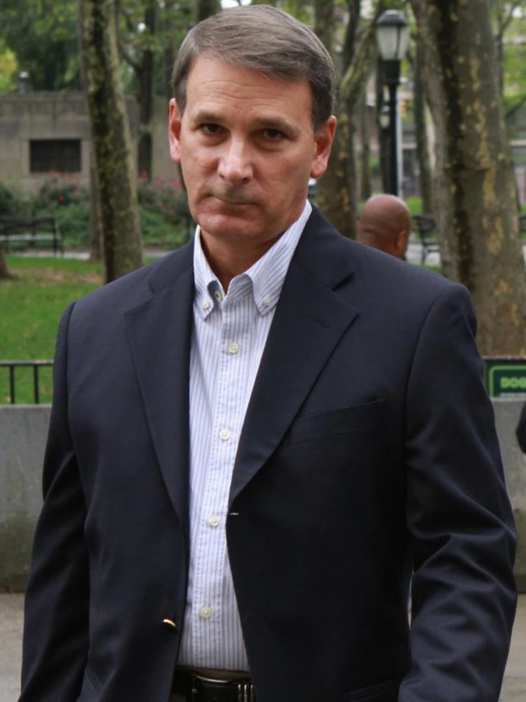 Alphonse Persico EXCLUSIVE NYC mobster runs to mom to keep him out of prison NY