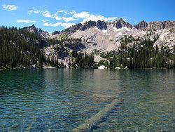 Alpine Lake (Central Sawtooth Wilderness) httpsuploadwikimediaorgwikipediacommonsthu