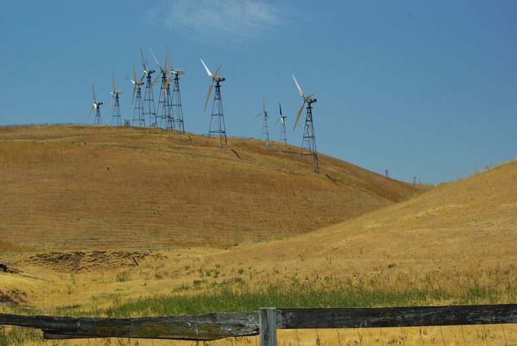 Altamont Pass Wind Farm FileAltamont Pass Wind Farm 2759176158jpg Wikimedia Commons