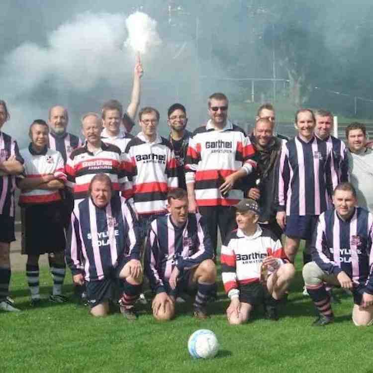 Altonaer FC von 1893 Altona 93 Supporters 13 Dulwich Hamlet Supporters 8 Club photos