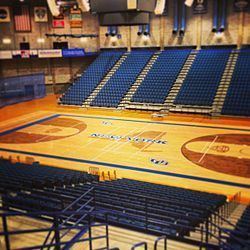 Alumni Arena (University at Buffalo) httpsuploadwikimediaorgwikipediacommonsthu