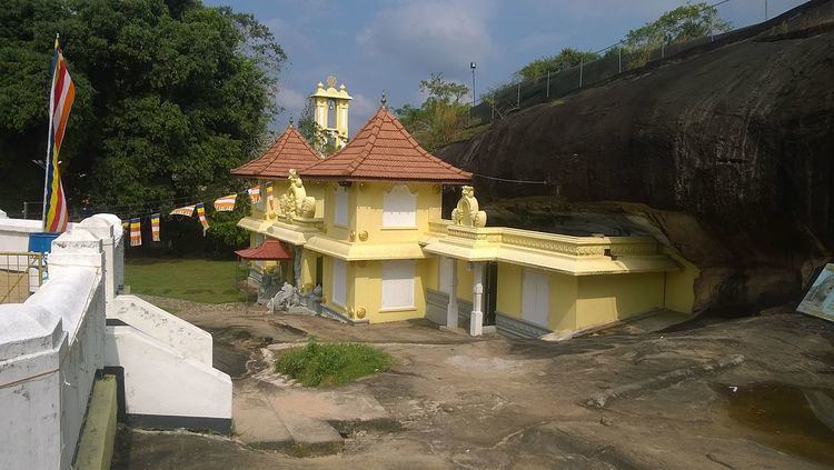 Aluthepola Temple