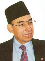 Alwi Shihab httpsuploadwikimediaorgwikipediacommonsaa