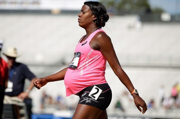 Alysia Montano Athlete Alysia Montano sprints 800m race despite being 34