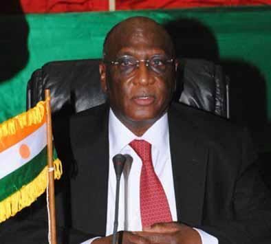 Amadou Cissé Le Ministre d39Etat Amadou Boubacar Ciss face la presse
