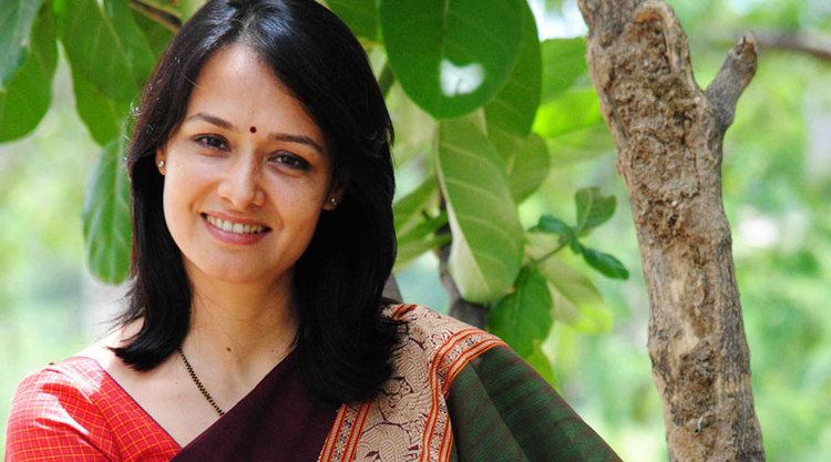 Amala (actress) Nagarjuna39s wife Amala Akkineni roped in for cameo in