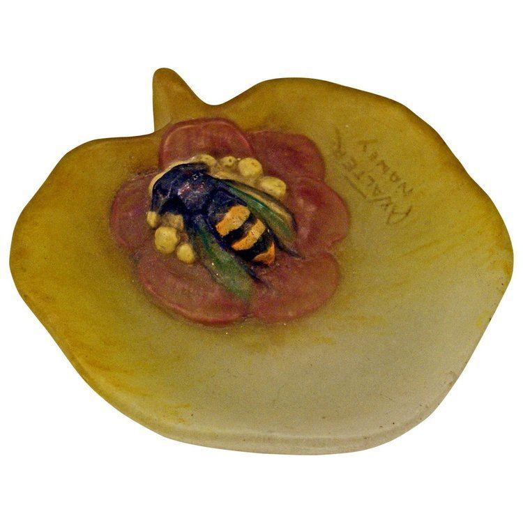 Amalric Walter Amalric Walter Nancy Tray or Bowl Art Deco With Bee France Lorraine