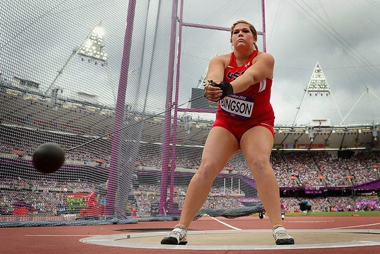Amanda Bingson RecordBreaking Athlete Weighs 210 Poundsand Loves Every