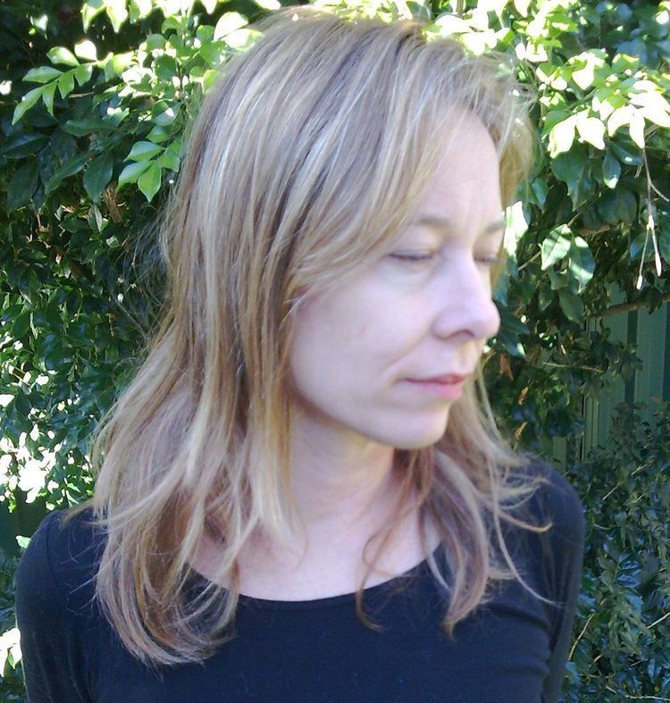 Amanda Brown (musician) httpsuploadwikimediaorgwikipediacommonsthu