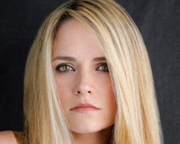 Amanda Noret Lubbock Native Returns to Premiere the New Veronica Mars Film This