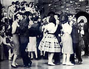 American Bandstand Classic TV Shows Dick Clark39s American Bandstand FiftiesWeb
