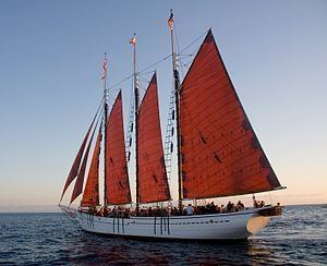 American Pride (schooner) httpsuploadwikimediaorgwikipediacommonsthu