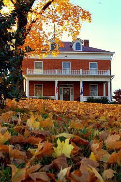 Amherst, Virginia httpsuploadwikimediaorgwikipediacommonsthu