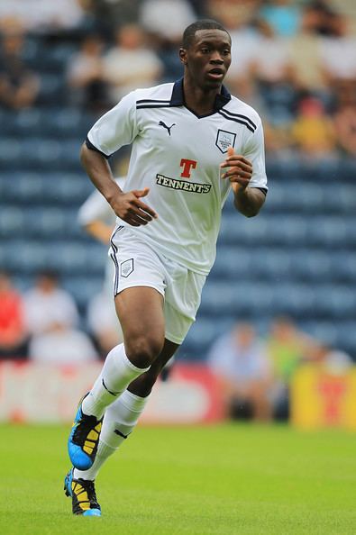 Amine Linganzi Amine Linganzi Photos Preston North End v Wigan Athletic