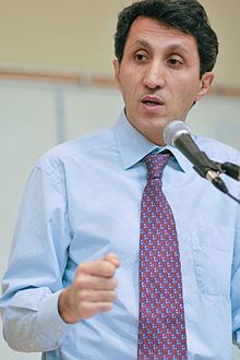 Amir Khadir httpsuploadwikimediaorgwikipediacommonsthu