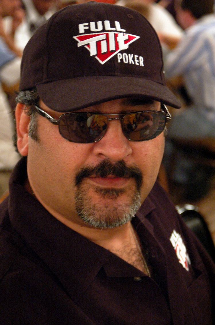 Amir Vahedi Poker community mourns the loss of Amir Vahedi Poker