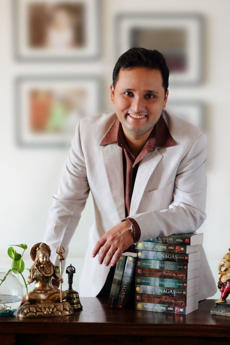 Amish Tripathi Amish Tripathi Wikipedia the free encyclopedia