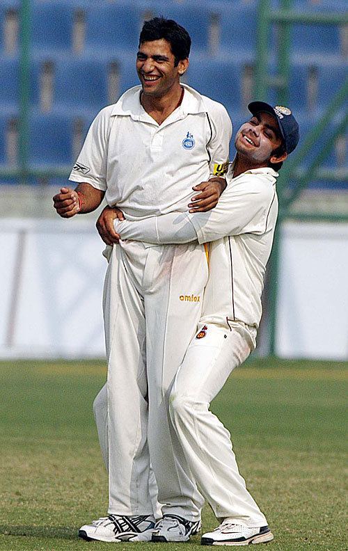 Amit Bhandari (Cricketer) in the past
