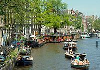 Amsterdam-Centrum httpsuploadwikimediaorgwikipediacommonsthu