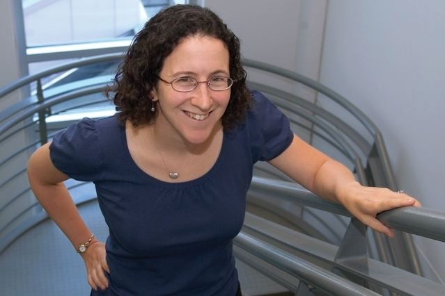 Amy Finkelstein 3 Questions Amy Finkelstein on testing health care