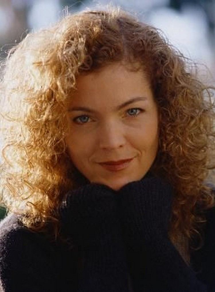 Amy irving of pictures Best photos