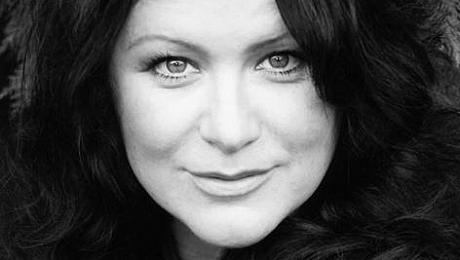Amy Robbins Amy Robbins Tickets Tour Dates and Theatre Tickets ATG