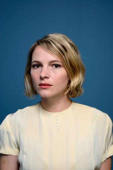 Amy Seimetz Best 17 stylish quotes by amy seimetz images French