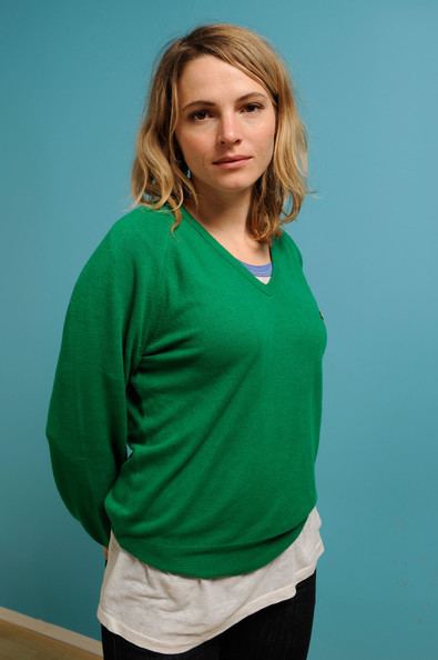 Amy Seimetz Best 17 stylish quotes by amy seimetz images French