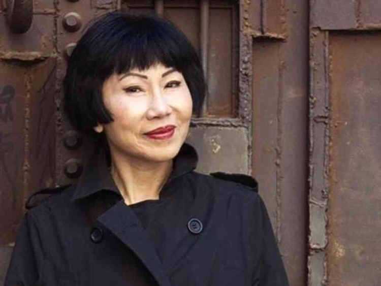 Amy Tan Amy Tan explores lives of courtesans in 39Valley of