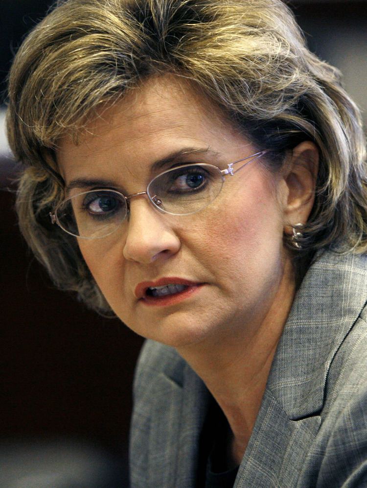 Amy Tuck In Mississippi retiring officials can pocket campaign cash The