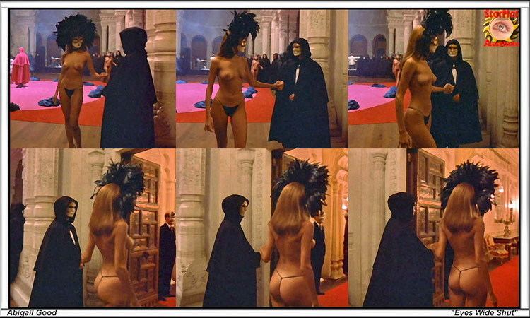 An Eye on X movie scenes Cast Of Movie Eyes Wide Shut Resolution 1000 x 600 Download picture 152 kb 