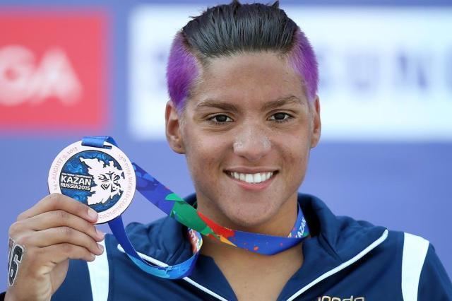 Ana Marcela Cunha Ana Marcela Cunha a primeira medalhista brasileira no
