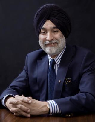 Analjit Singh Analjit Singh gets Golden Peacock Award for personal