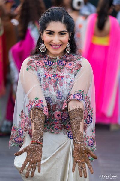 Anamika Khanna 299 best Anamika khanna images on Pinterest Indian outfits Indian