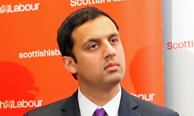 Anas Sarwar Scottish Labour leader Anas Sarwar tries to heal rift with