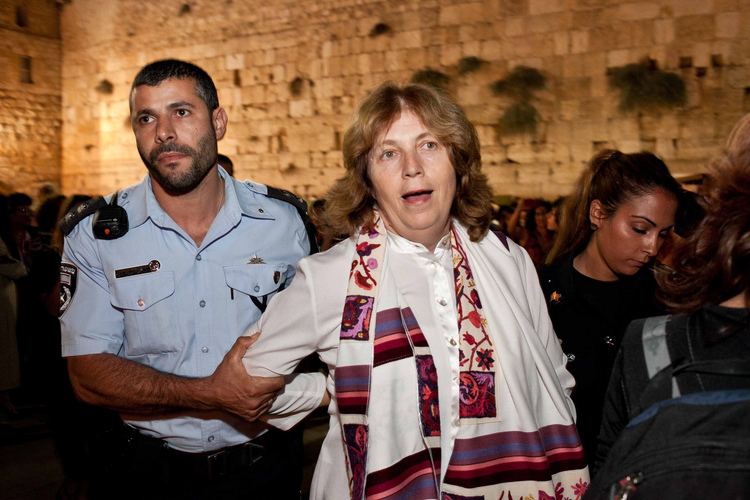 Anat Hoffman Anat Hoffman39s arrest at Western Wall galvanizing liberal