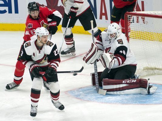 Anders Lindbäck Anders Lindback shines in first start for Arizona Coyotes