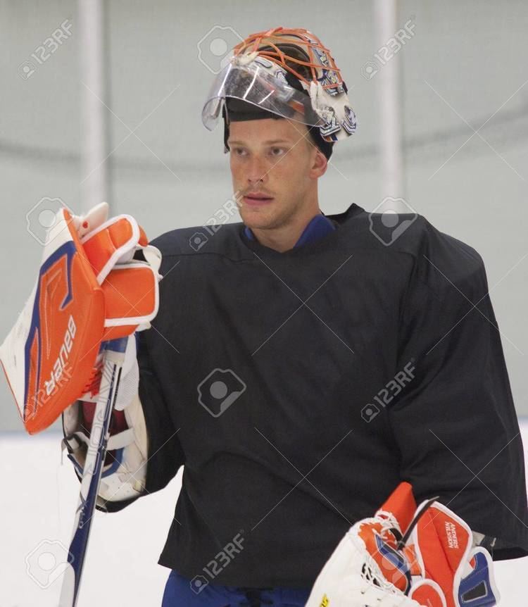 Anders Nilsson (ice hockey) Anders Nilsson New York Islanders Summer Camp In