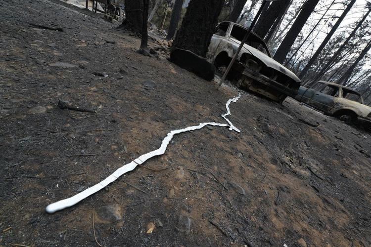 Anderson Springs, California Anderson Springs devastated by Valley Fire cooled by rain
