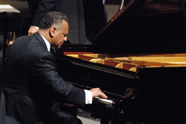 André Watts Eminent pianist cancels due to prostate cancer Slipped Disc