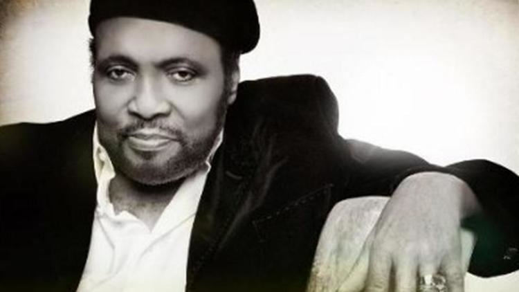 Andrae Crouch Andrae Crouch fans gather for memorial service abc7com