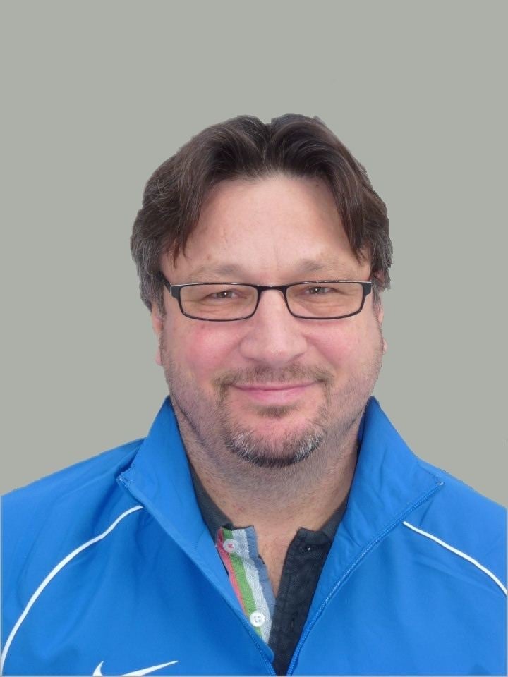 Andrea Cahenzli sportfanch Andrea Cahenzli wird Chefcoach beim EHC Dbendorf