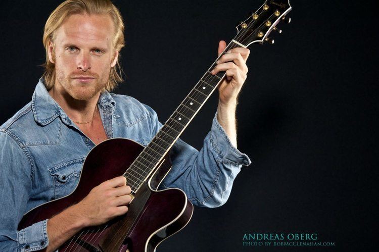 Andreas Öberg AWESOME ANDREAS OBERG Benedetto Guitars