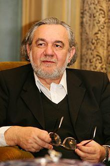Andrei Oișteanu httpsuploadwikimediaorgwikipediacommonsthu