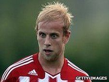 Andrew Davies (footballer) BBC Sport Football Stoke City39s Andrew Davies joins