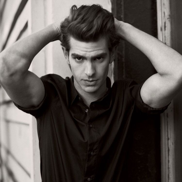 Andrew Garfield Hot Andrew Garfield Pictures POPSUGAR Celebrity