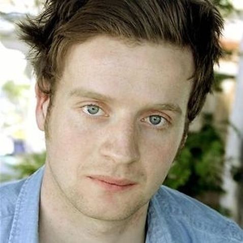 Andrew Gower (actor) httpswikiquickycomuploadsactorandrewgowerjpg