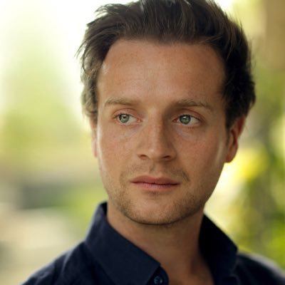 Andrew Gower (actor) Oxford School of Drama Notable Alumni