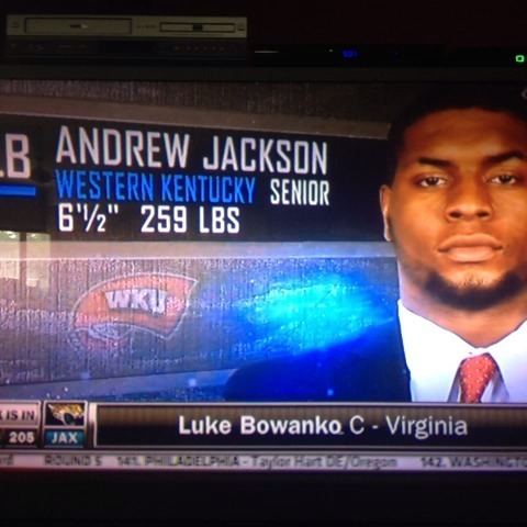 Andrew Jackson (linebacker) httpsvcdnvinecorthumbsBA550CA1E7107701967